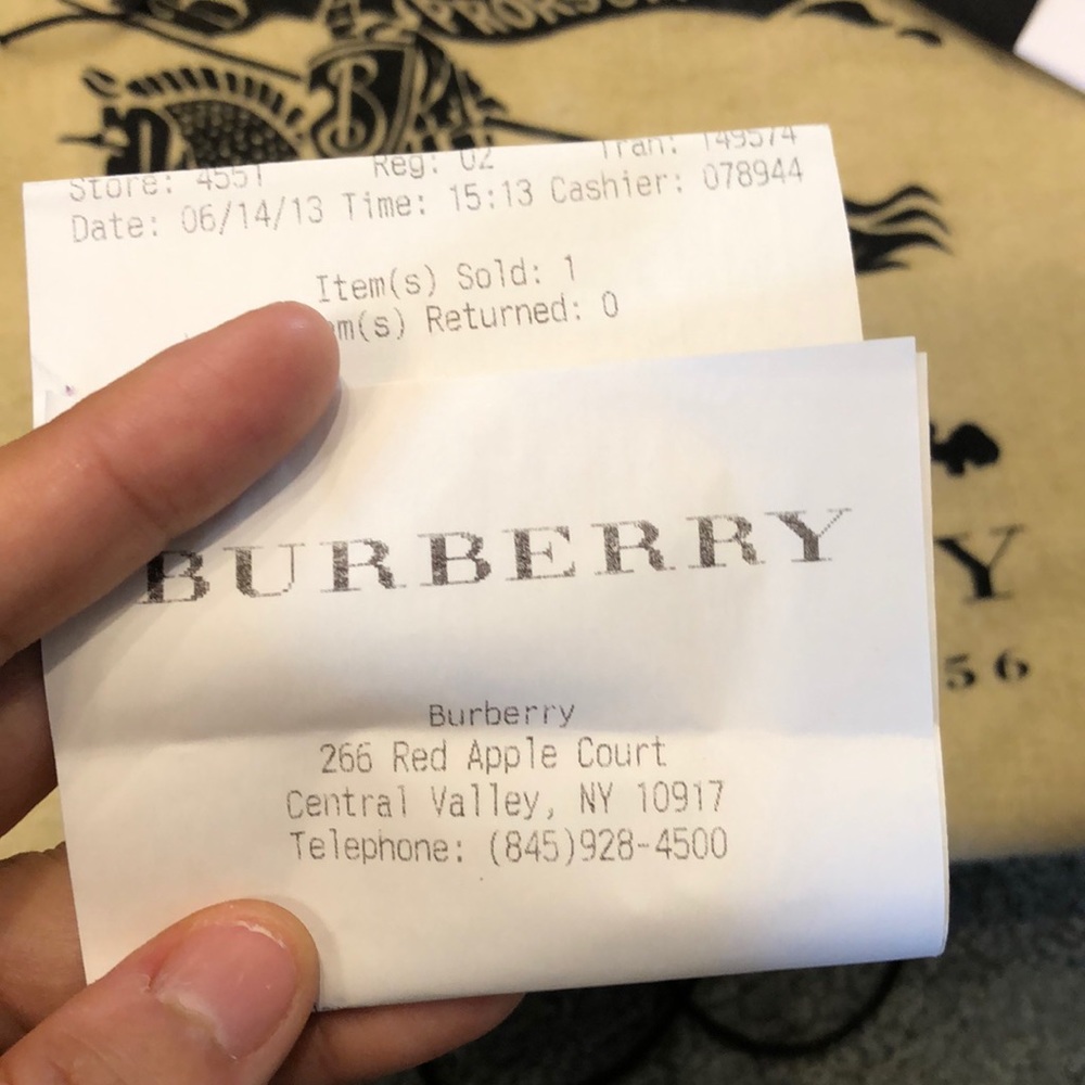 Burberry fox head purse - Picture 6 of 16